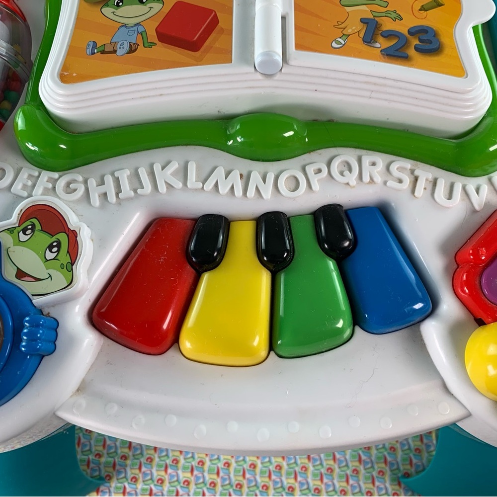LeapFrog Colorful Learning Activity Table with Removable Legs. - Picture 8 of 15